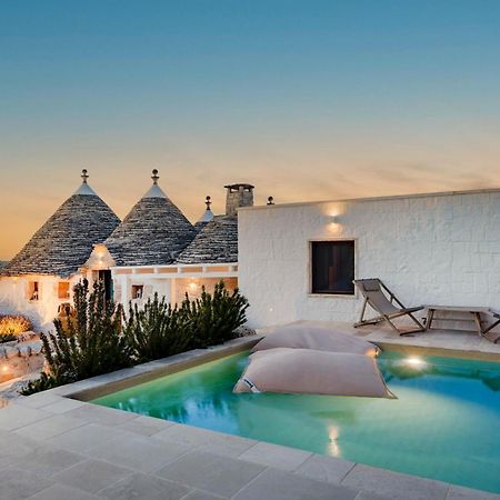 Trullo Perla Greta - Luxury Country Villa & Private Heated Pool ألبيروبيللو المظهر الخارجي الصورة